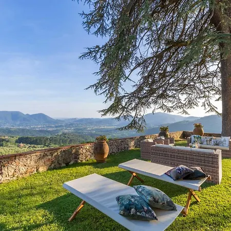 Scenic In With Pool Villa *