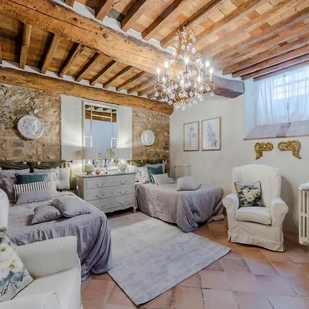 Villa Scenic In With Pool Lucca