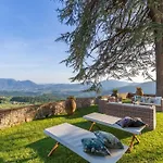 Scenic In With Pool Villa *