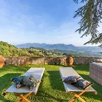 Scenic In With Pool Villa Lucca
