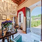 Villa Scenic In With Pool *