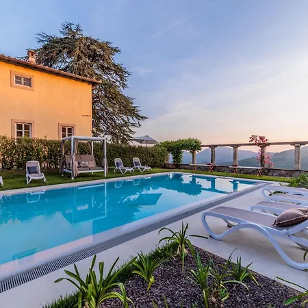 Scenic In With Pool Villa Lucca